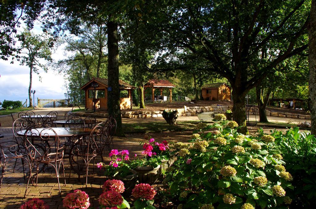 Auberge Les Tables Du Ban Saint-Pierre-la-Palud Экстерьер фото